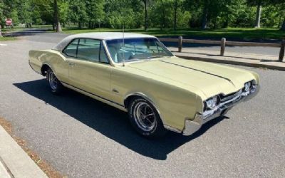 Photo of a 1967 Oldsmobile Cutlass Coupe for sale