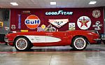 1961 Corvette Convertible Thumbnail 35