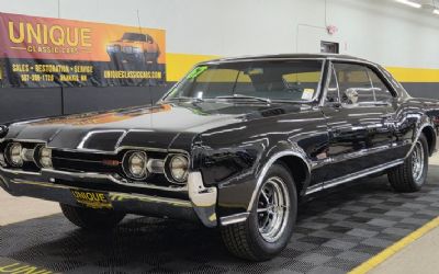 Photo of a 1967 Oldsmobile Cutlass Supreme (442 Tribute) 1967 Oldsmobile Cutlass 442 Tribute for sale