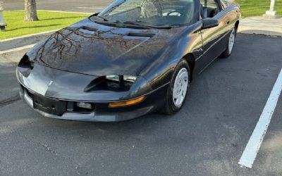 Photo of a 1995 Chevrolet Camaro Base 2DR Hatchback for sale