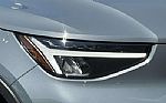 2023 XC40 Thumbnail 8