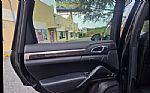 2013 Cayenne Thumbnail 25