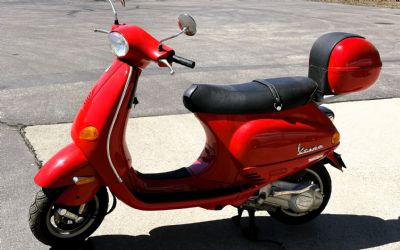 2004 Vespa Scooter 
