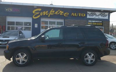 2005 Chevrolet Trailblazer LS 4WD 4DR SUV