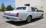 1988 Town Car Signature Thumbnail 14