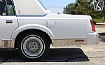1988 Town Car Signature Thumbnail 41
