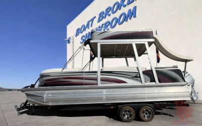 Photo of a 2013 Avalon Funship for sale