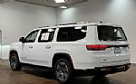 2024 Wagoneer L Thumbnail 5