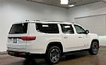 2024 Wagoneer L Thumbnail 4