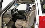 2004 Suburban 2500 4X4 8.1 Thumbnail 3
