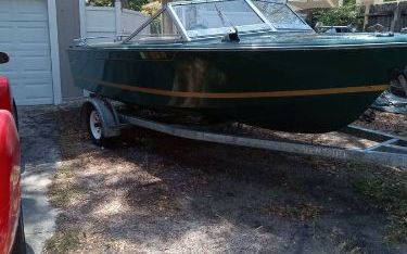 Photo of a 1977 Chris-Craft Supersport Boat for sale