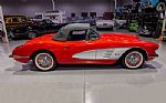 1960 Corvette Convertible Thumbnail 34