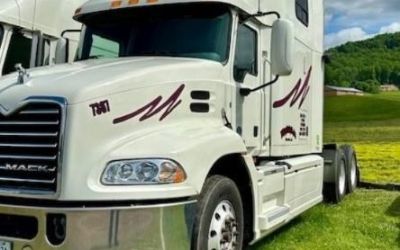 Photo of a 2015 Mack Pinnacle CXU613 for sale