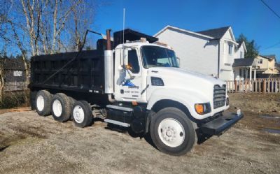 Photo of a 2007 Mack Granite Dump Truck for sale