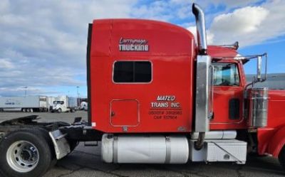 Photo of a 2009 Peterbilt 389 Sleeper Trucks for sale
