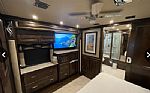 2019 Phaeton 40QBH Thumbnail 24