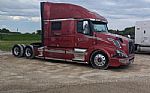 2016 VNL42T730 Thumbnail 1