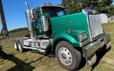Photo of a 2017 Western Star 4900EX Day Cab Trucks for sale