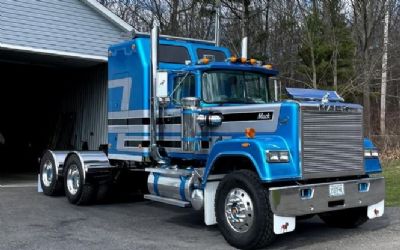 Photo of a 1989 Mack Superliner RW713 for sale