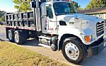 2007 CV713 Dump Truck Thumbnail 1