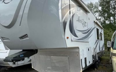 Photo of a 2015 Arctic FOX 29.5T Northwood FOX Silver FOX 29-5T for sale