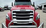 2022 Cascadia 126 Thumbnail 4
