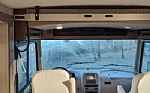2022 Adventurer 29B Thumbnail 12