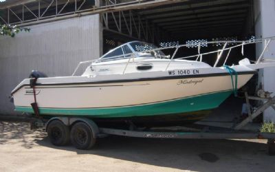 Photo of a 1998 Boston Whaler Conquest for sale