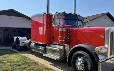 Photo of a 2020 Peterbilt 389 And 2019 Armor Lite Trailer for sale