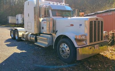 Photo of a 2020 Peterbilt 389 Sleeper Semi Truck for sale
