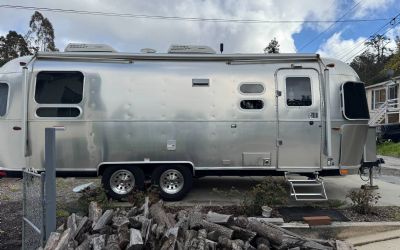 Photo of a 2020 Airstream International Serenity 25RB Travel Trailer for sale
