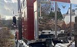 2018 Pinnacle CHU613 Sleeper Truck Thumbnail 3