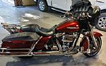 2017 Street Glide Thumbnail 1