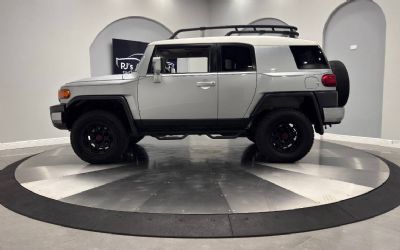 Photo of a 2008 Toyota FJ Cruiser Base 4X4 4DR SUV 5A for sale