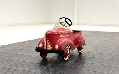 Photo of a 1940 Kiddie Car Classic Pedal Car for sale