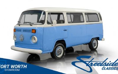 Photo of a 1974 Volkswagen Type 2 Kombi BUS for sale