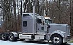 2006 W900L Thumbnail 1