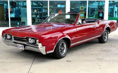 Photo of a 1967 Oldsmobile Cutlass Supreme Convertible for sale