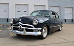 1950 Custom Deluxe Thumbnail 3