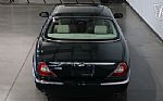 2004 XJ8 Thumbnail 8