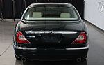 2004 XJ8 Thumbnail 25