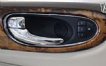 2004 XJ8 Thumbnail 64