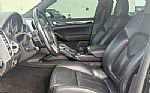 2017 Cayenne Platinum Edition Thumbnail 11