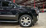 2017 Escalade Luxury Thumbnail 11