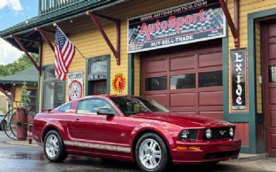 Photo of a 2006 Ford Mustang Coupe for sale