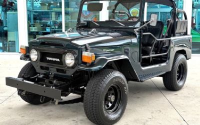 Photo of a 1975 Toyota Land Cruiser SUV for sale