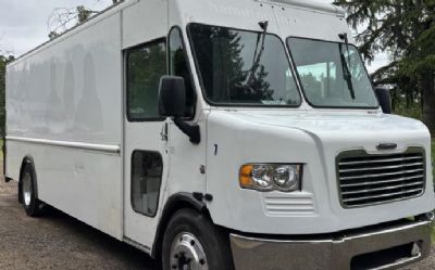 Photo of a 2009 Freightliner MT55 for sale
