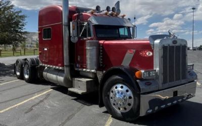 Photo of a 2002 Peterbilt 379 for sale