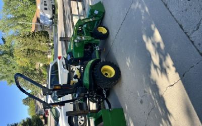 Photo of a 2022 John Deere 1025R Tractor for sale