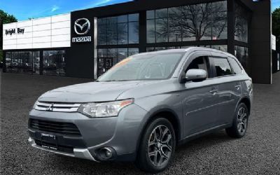 Photo of a 2015 Mitsubishi Outlander SUV for sale